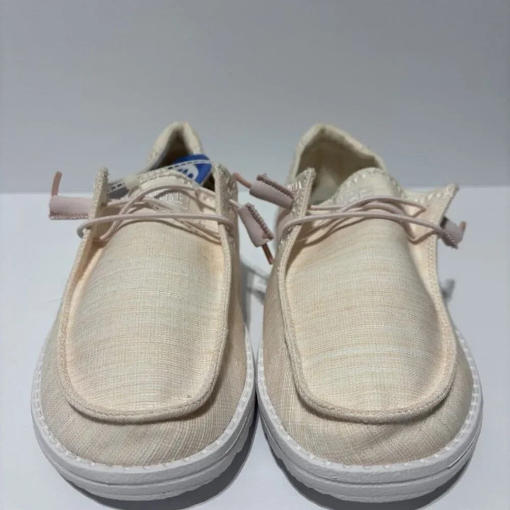 Hey Dude Women’s Star Pink Slip-On Shoes, Size 9 M